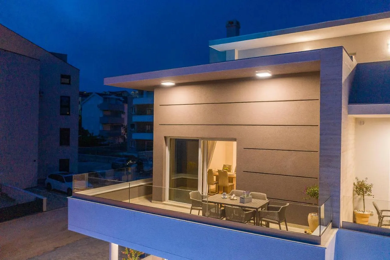 Villa Eni Apartments 2 ماندري 0*,  كرواتيا